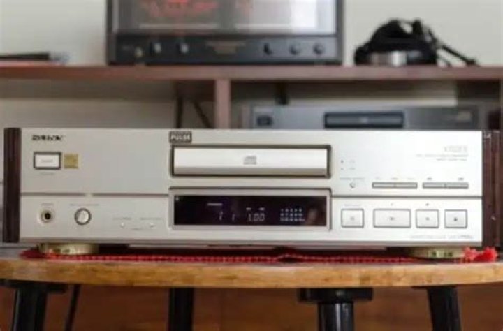 Are CD players repairable?