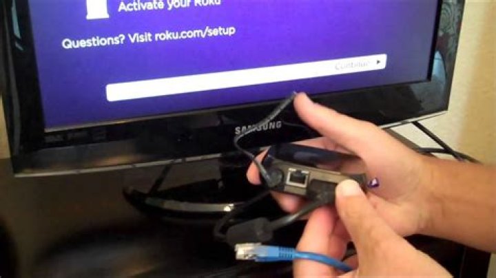 Can I plug my Roku into my dish receiver?