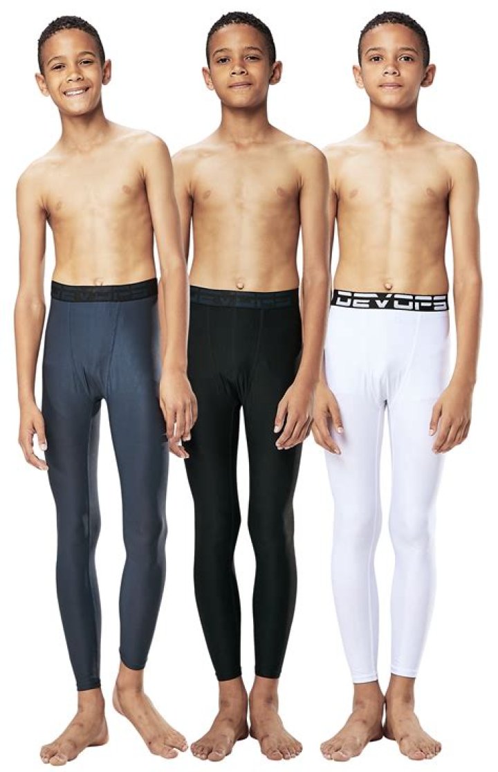 Can teen boys wear leggings?