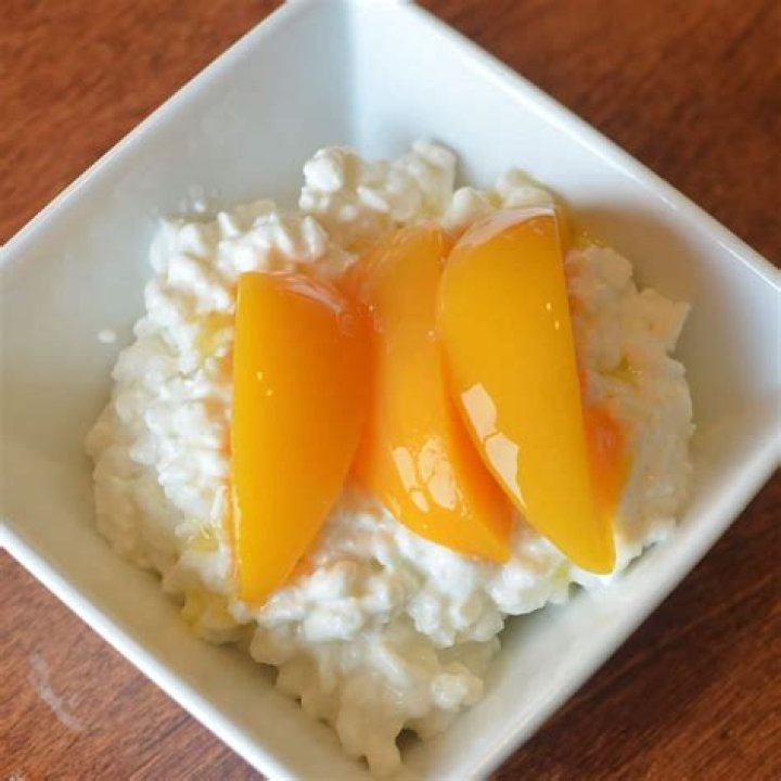 Do peaches go with cheese?