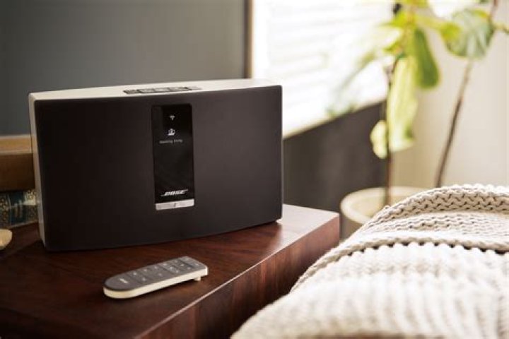 Does Bose SoundTouch support AirPlay?
