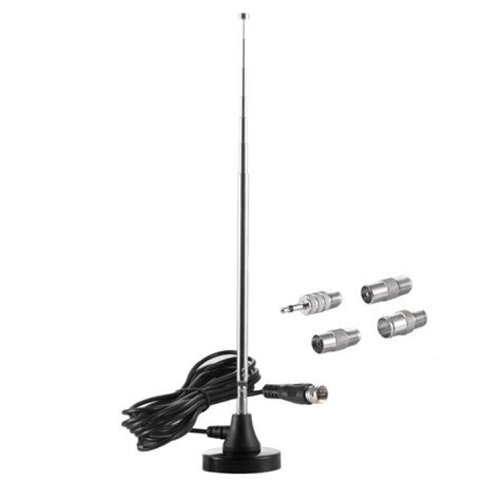 Does Bose Wave need an antenna?