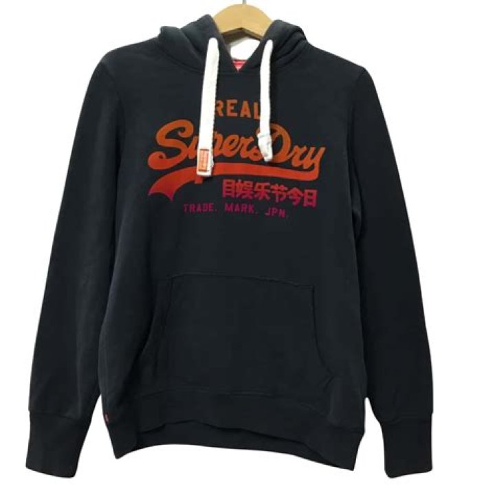 Does Superdry sell kids?