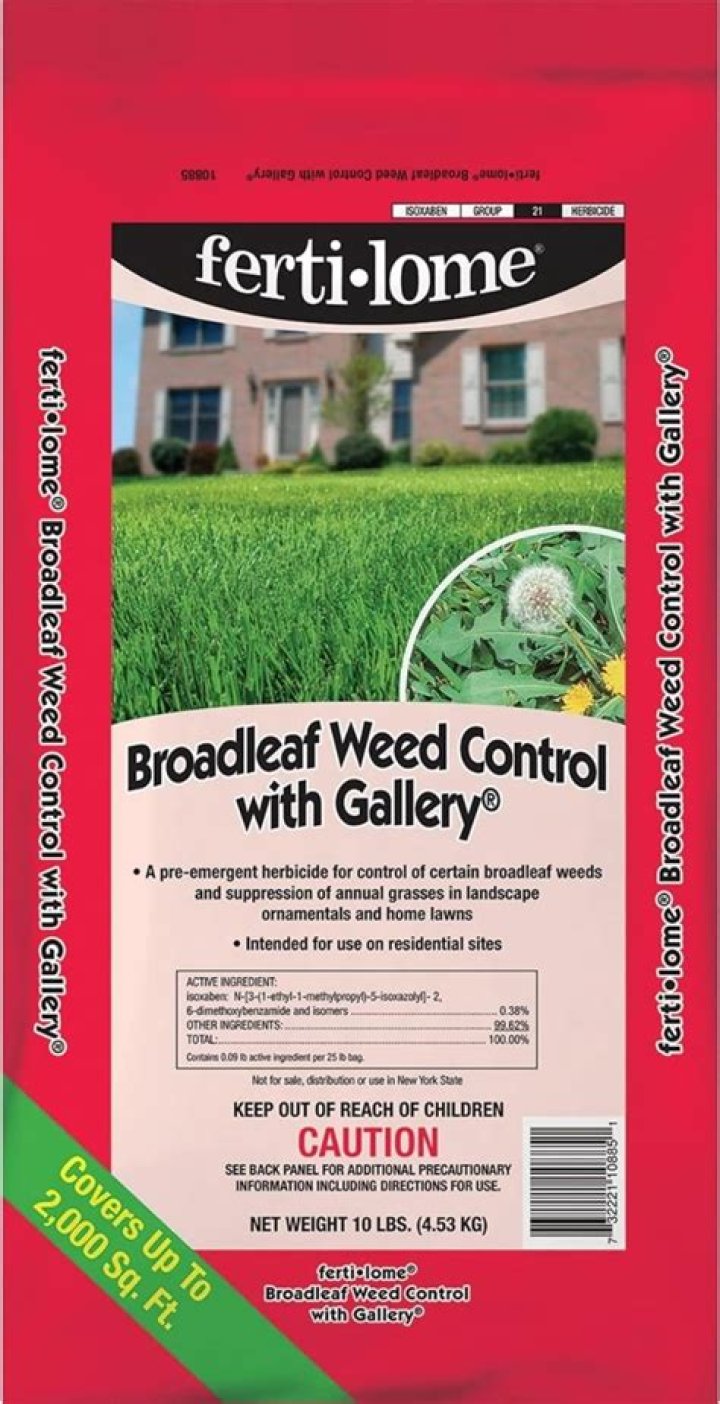 How big of area can fertilome Weed Killer cover?
