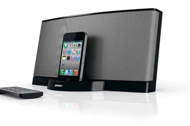 How can I connect my Bose speaker to my phone?