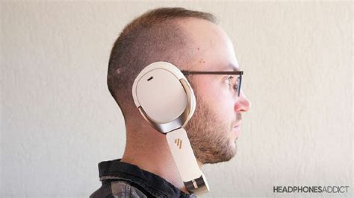 How can I get my Onkyo headphones to work?
