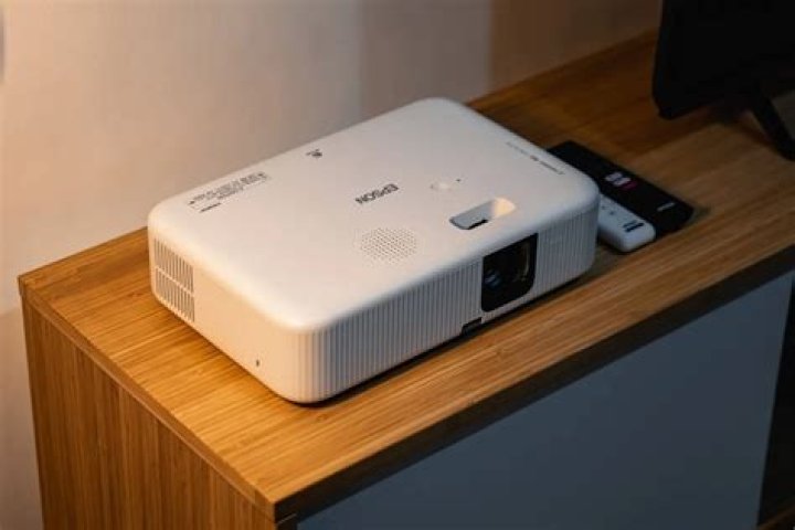 How do I change my Epson projector to HDMI?