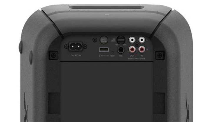 How do I connect my Bluetooth to my GTK-XB60?
