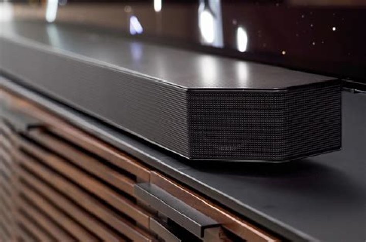 How do I hook up my Samsung sound bar?