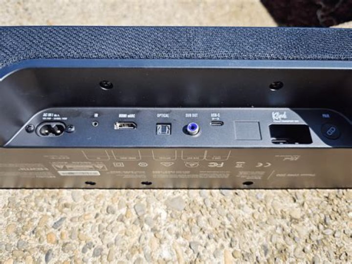 How do I pair my Klipsch soundbar?