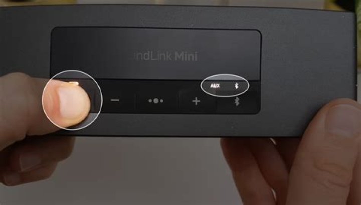 How do I reset my Bose Soundlink revolver?