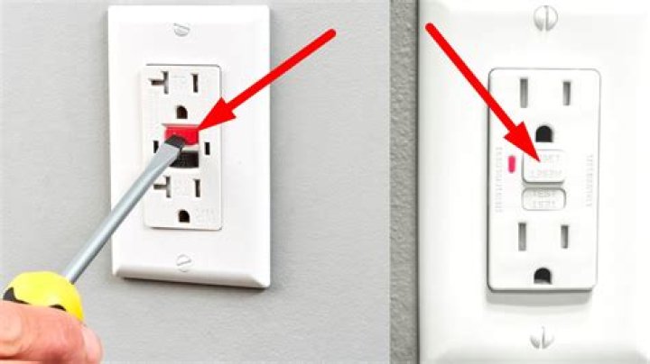 How do I reset my GE outdoor plug?