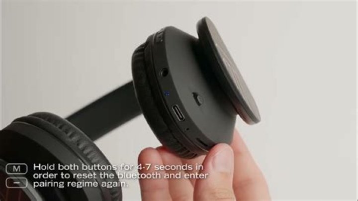 How do I reset my PowerLocus headphones?