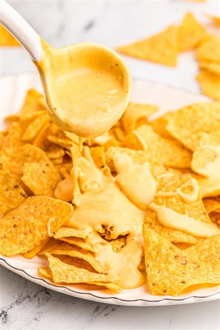 How do you fix gluey cheese sauce?