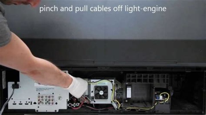 How do you reset a Mitsubishi DLP TV?
