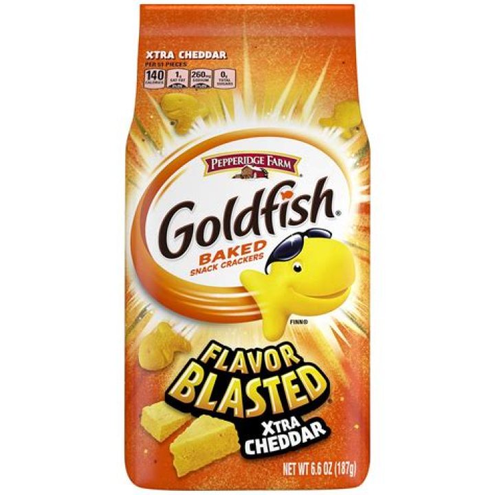 How many brands of cheddar cheese crackers are there?