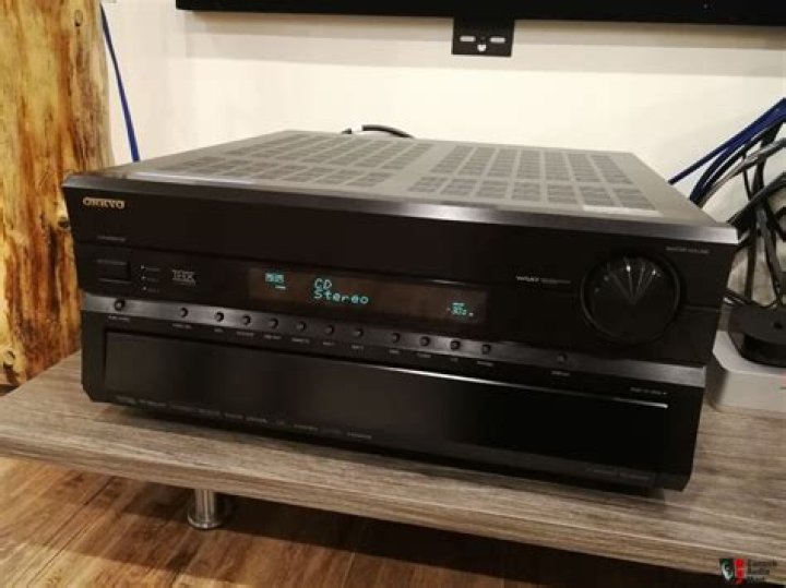 How many watts does Onkyo tx-sr805 AV receiver have?