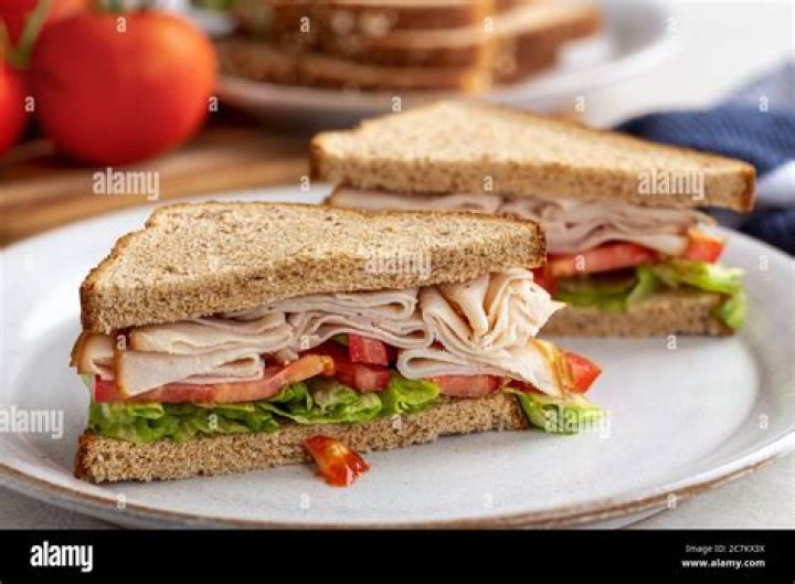 Is a turkey sandwich on whole wheat bread healthy?