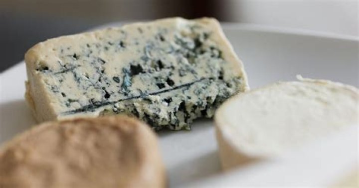 Is blue cheese a melting cheese?