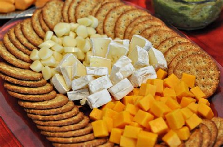 Is cheese and crackers a good snack?