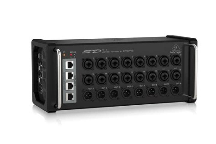 What can I do with a SD16 stage box?