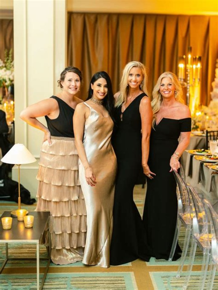 What does a female wear to a black tie event?