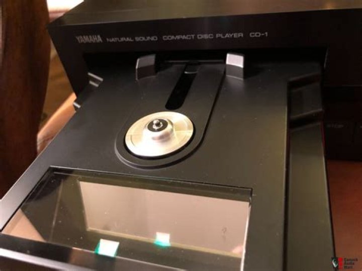 What kind of sound does a Yamaha CD player make?