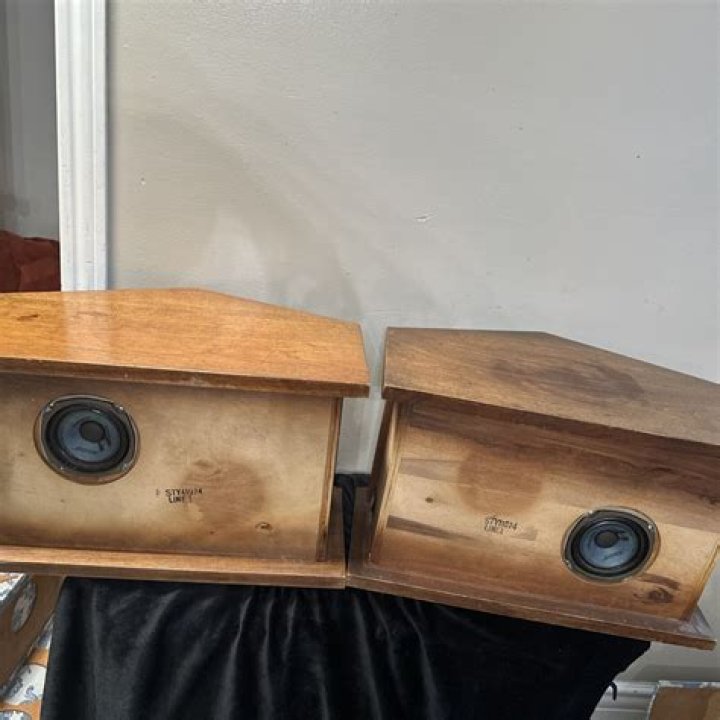 When did Bose 901 come out?