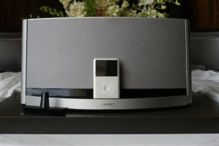 When did the Bose SoundDock 10 come out?