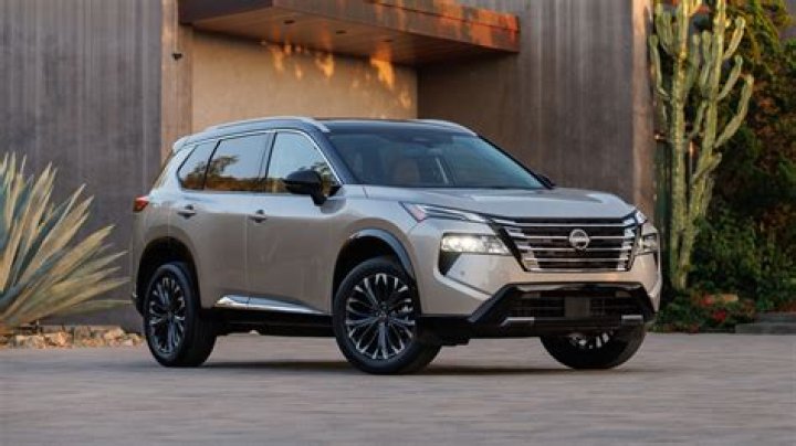 Which Nissan models have Bose?