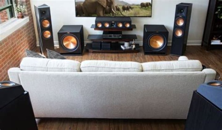 Why are my rear surround speakers not working?
