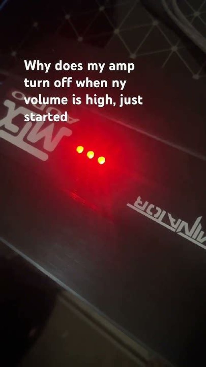 Why does my amp turn off when I turn it up?