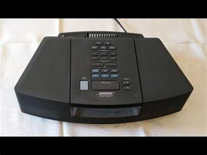 Why does my Bose CD player stop playing?