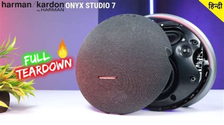 Why does my Harman Kardon Onyx Studio keep turning off?