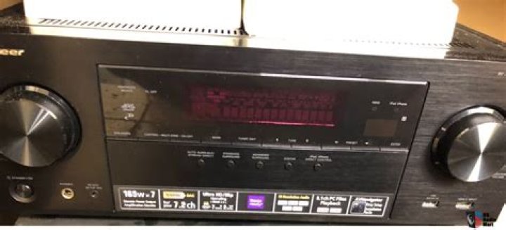 Why is my pioneer VSX 1124 saying ue33?