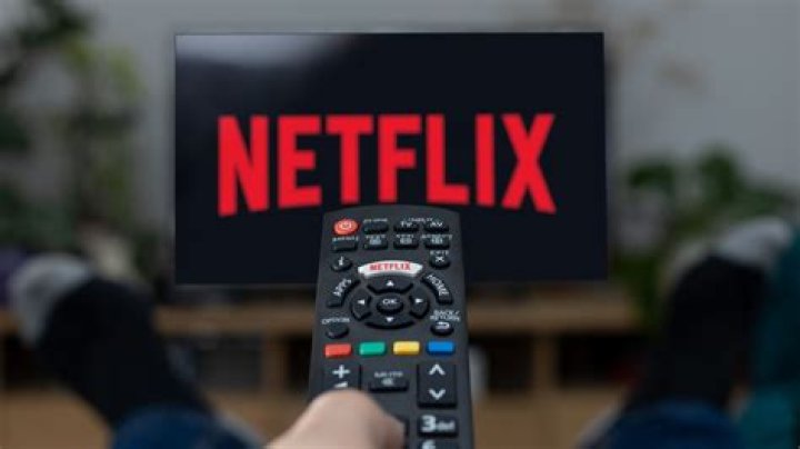 Why is my smart TV not starting?